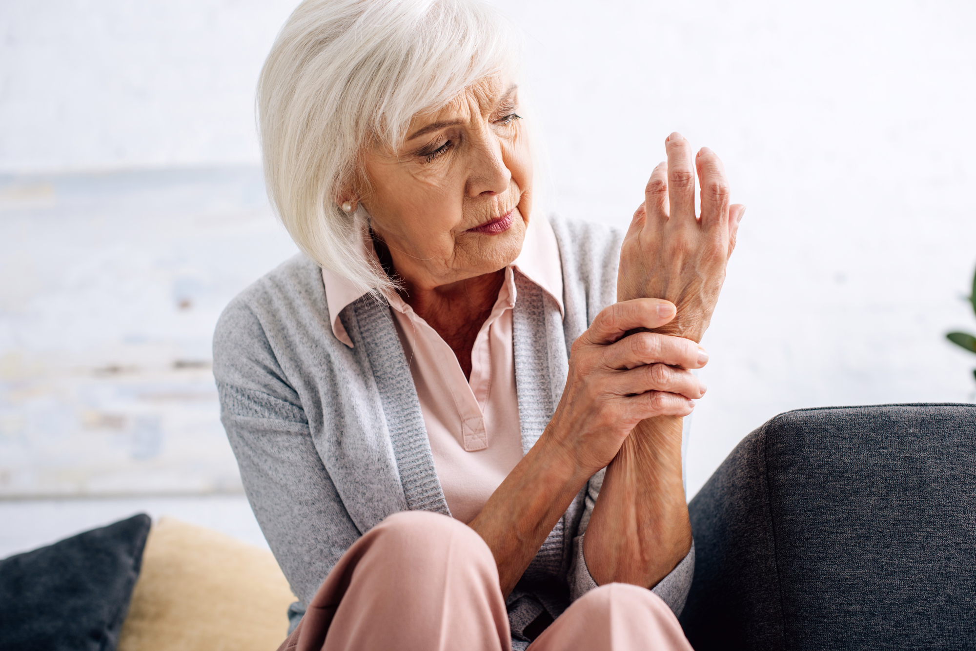 Revmatoidni artritis je lahko precej nadležen v marsikateri situaciji