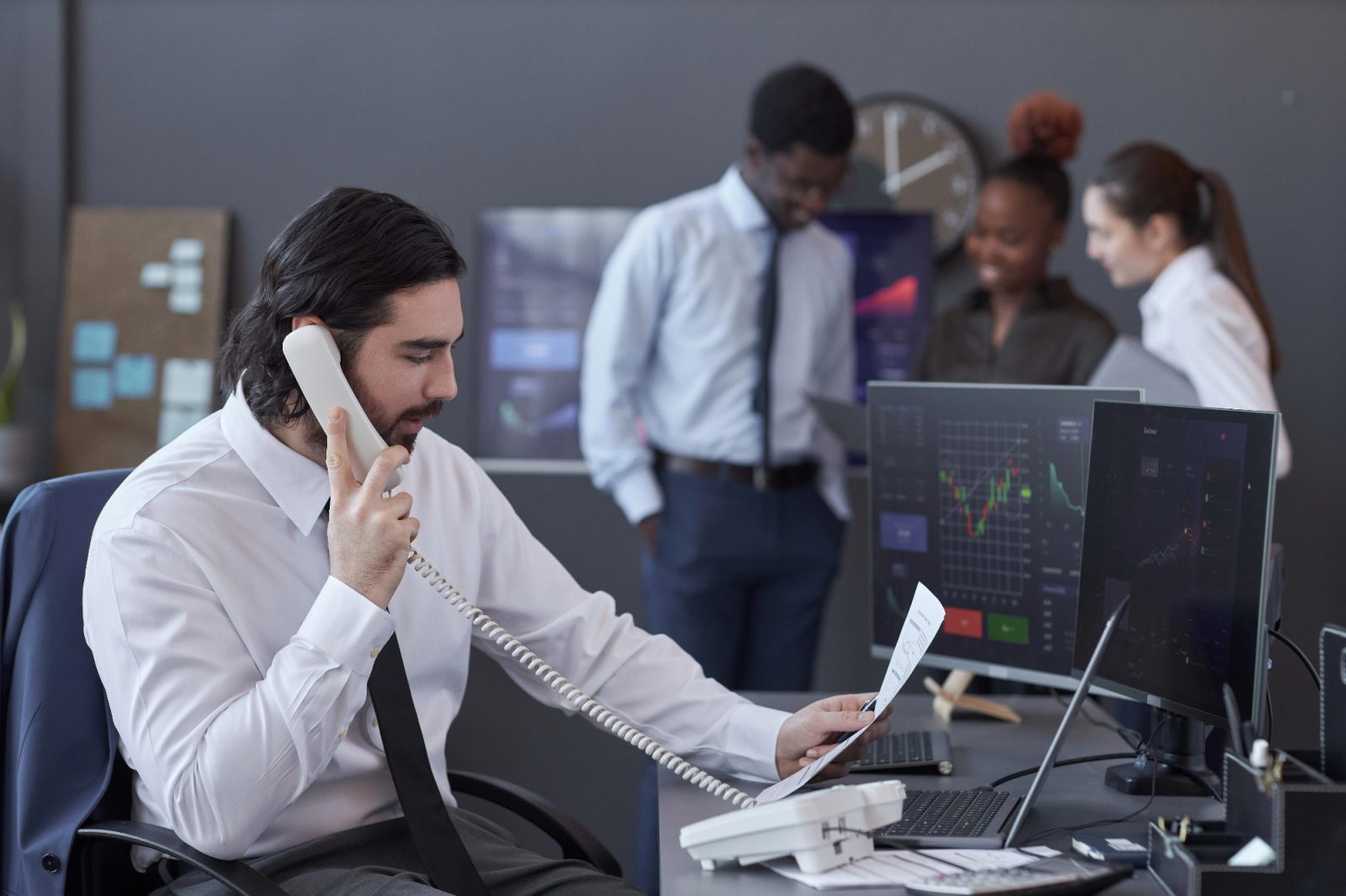 Danes je še vedno telefonska centrala pomembna za dobro poslovno komunikacijo in za zadovoljstvo strank