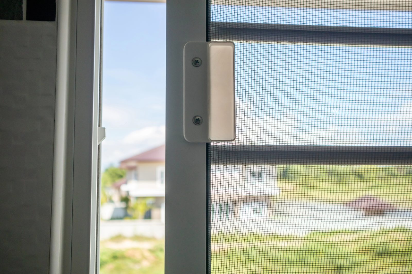 Zakaj so komarniki najboljša zaščita pred nepovabljenimi žuželkami